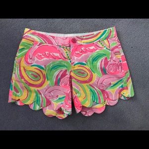Lilly Pulitzer buttercup twill 5” scallop shorts 0